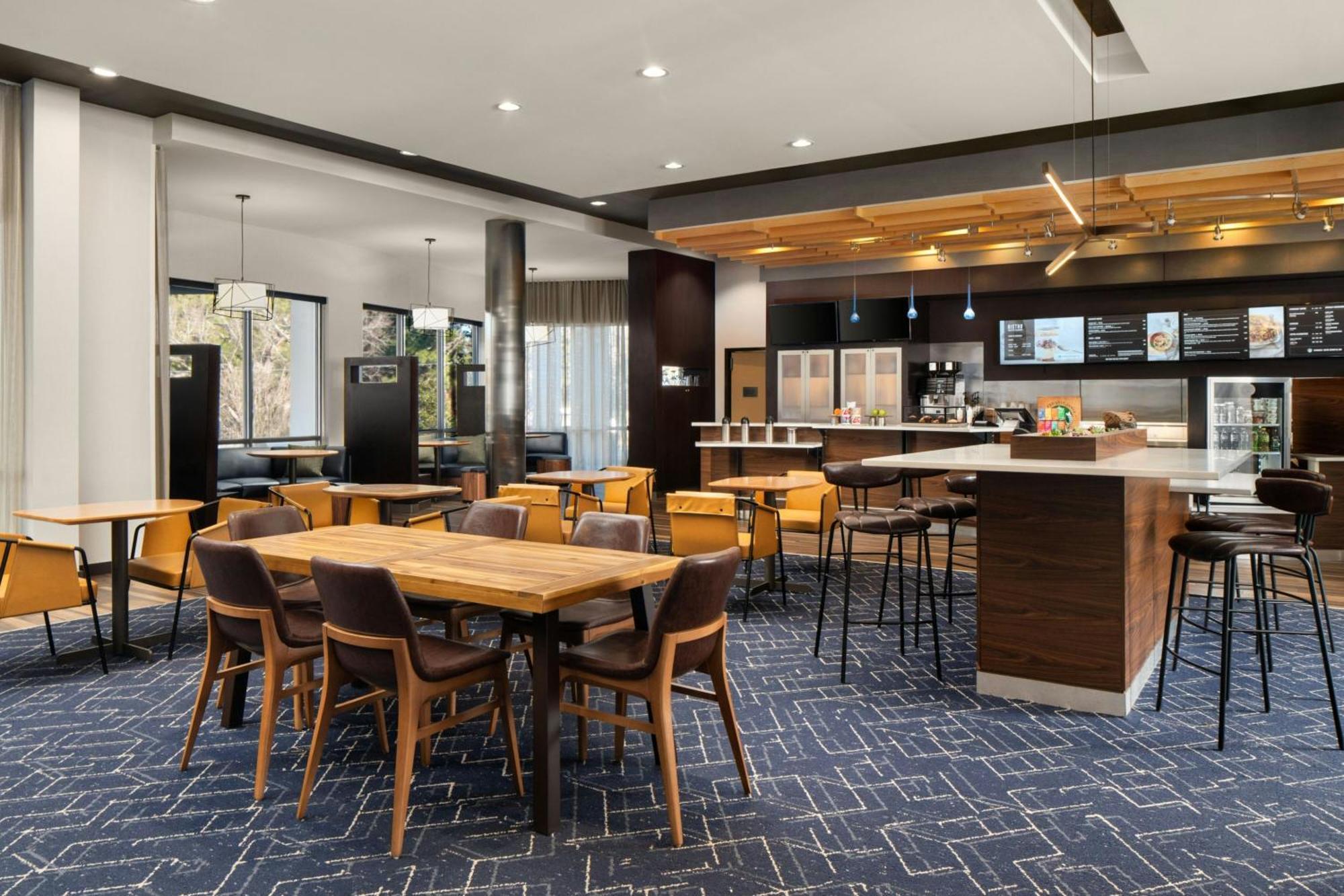Courtyard By Marriott Fayetteville Fort Liberty - Спринг-Лейк Экстерьер фото